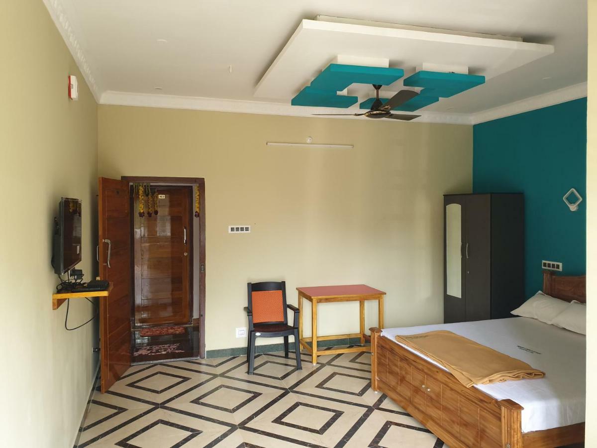 Kuttālam Mount Zion Holidays酒店 外观 照片